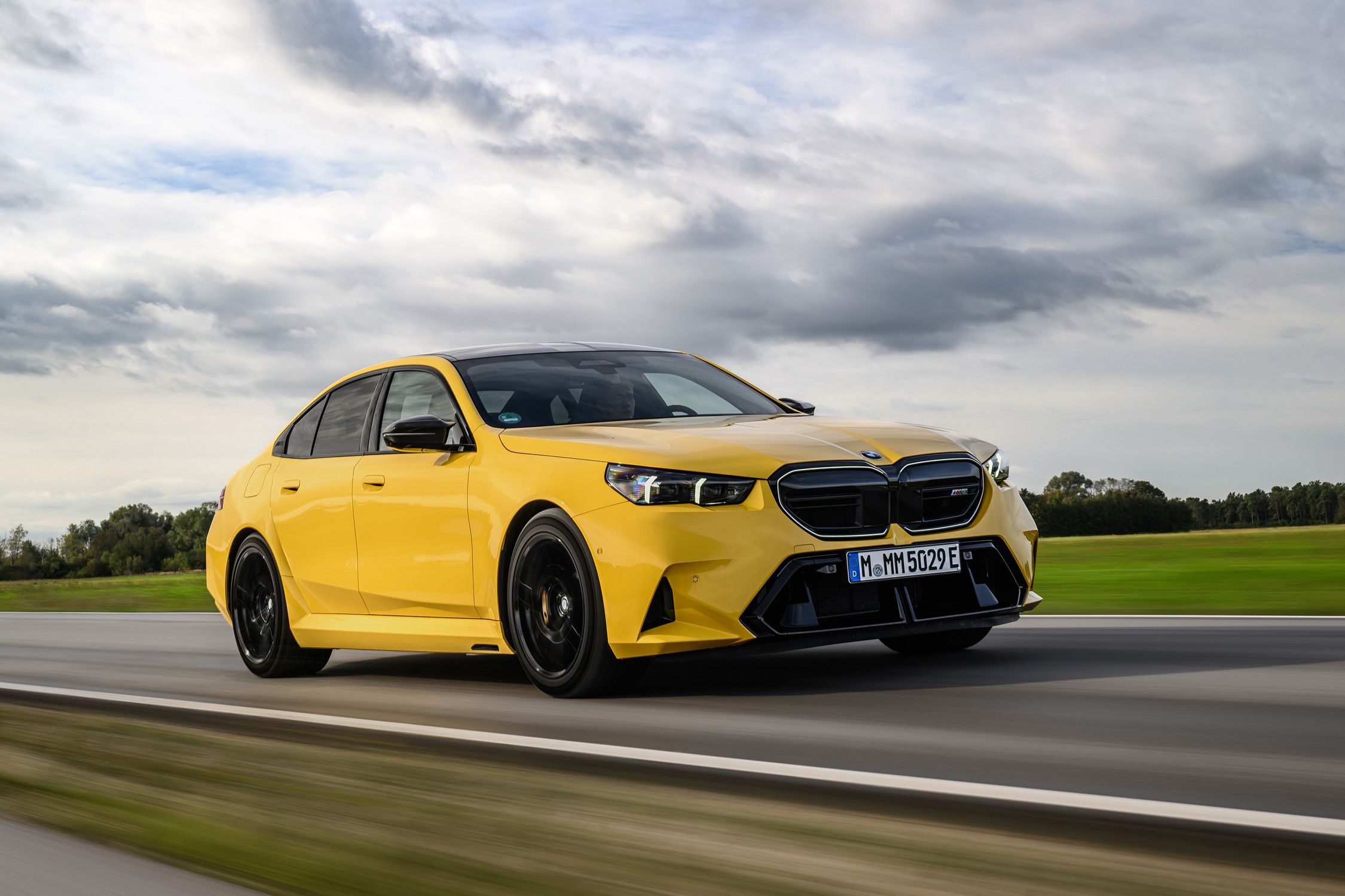بی ام دبلیو ام ۵ ۲۰۲۶ | 2026 BMW M5